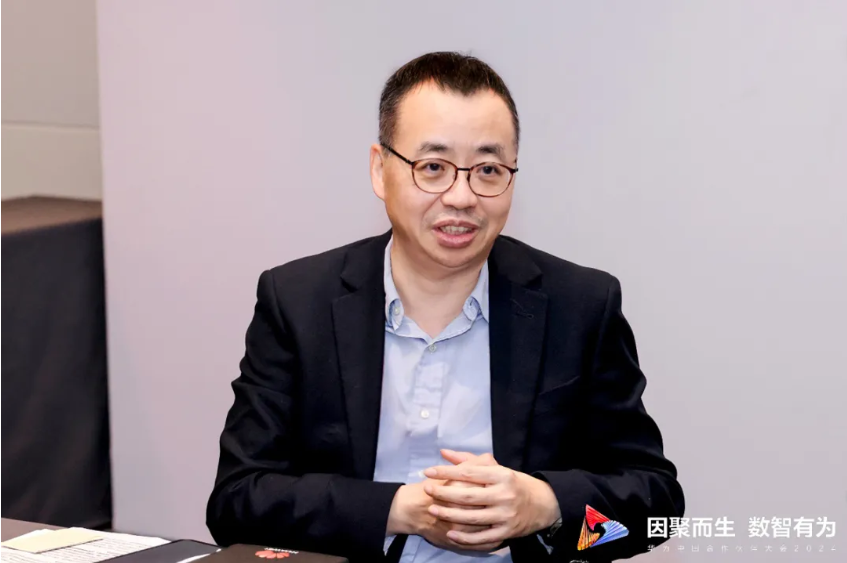 ���եȥ�����?�ϩ`�ɥ�����һ�廯 AI ����ä� ܛͨ���� +�ե��`���������ǥ����� ����ƥꥸ���󥹤�ܛͨ�������_ʼ